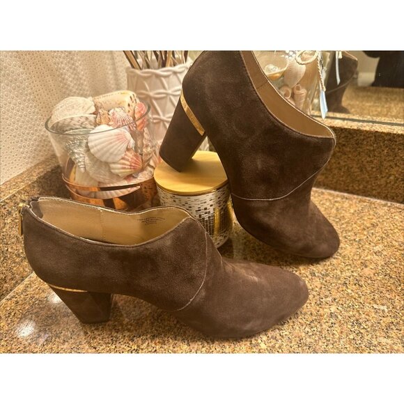 Adrienne‎ Vittadini Women's •Katana• Brown Suede Bootie 8M - Picture 4 of 8